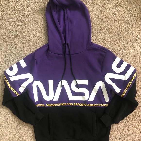 zara nasa hoodie